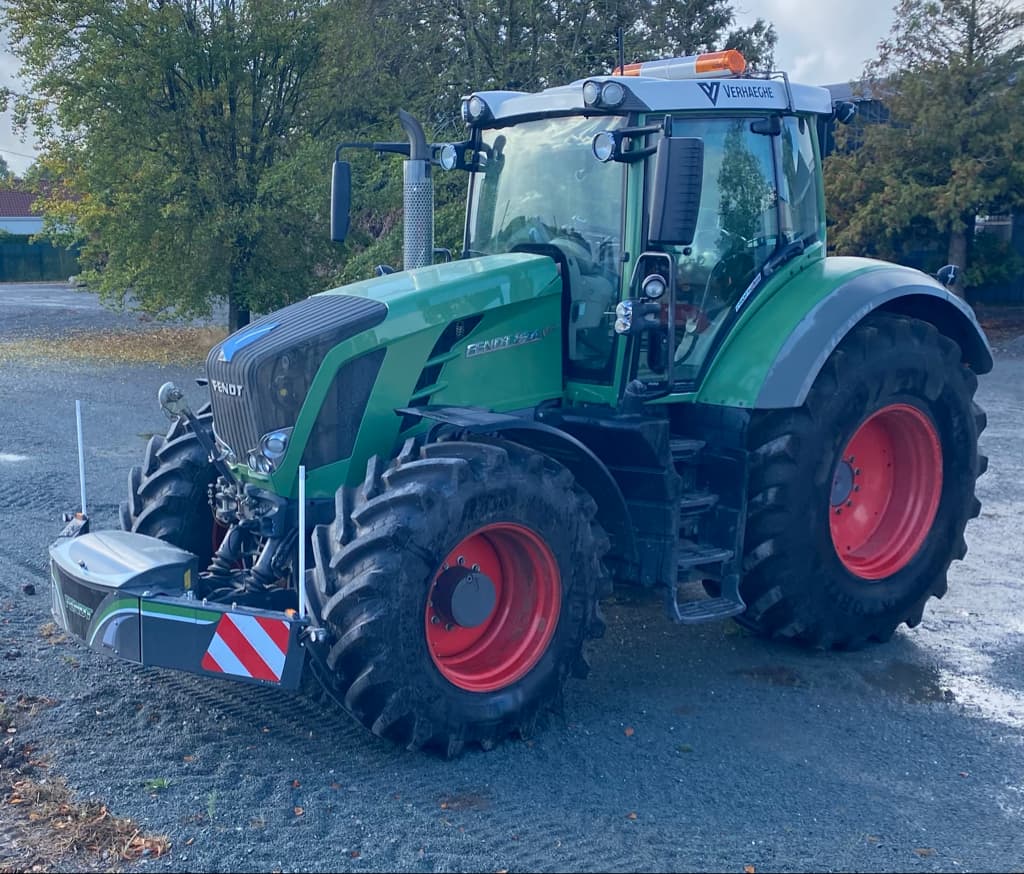 Tracteur FENDT 824 VARIO PROFI + - photo principale