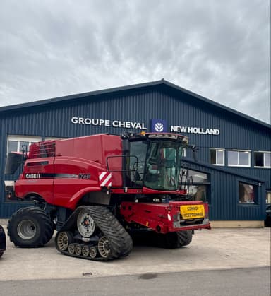 Moissonneuse CASE IH AXIAL-FLOW 9240 smart trax - photo 3