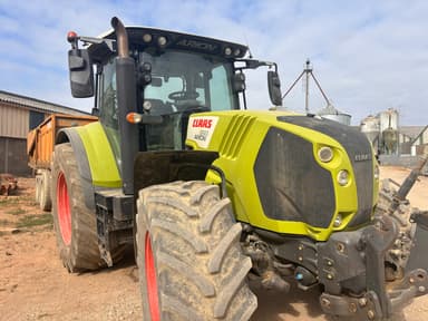Tracteur CLAAS ARION 650 - photo 2