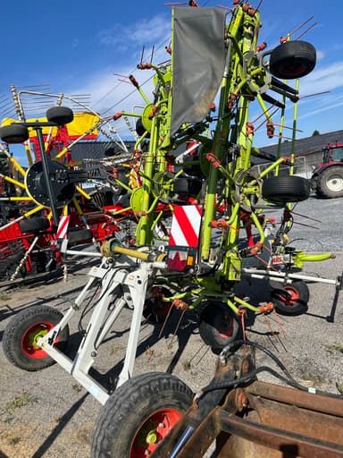 Faneuse CLAAS VOLTO 1100T - photo 3