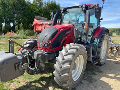 Tracteur VALTRA N 134 H5 - photo 3