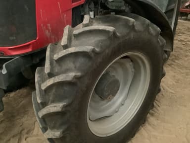 Tracteur MASSEY FERGUSON 5711 ESSENTIAL DYNA-4 - photo 5