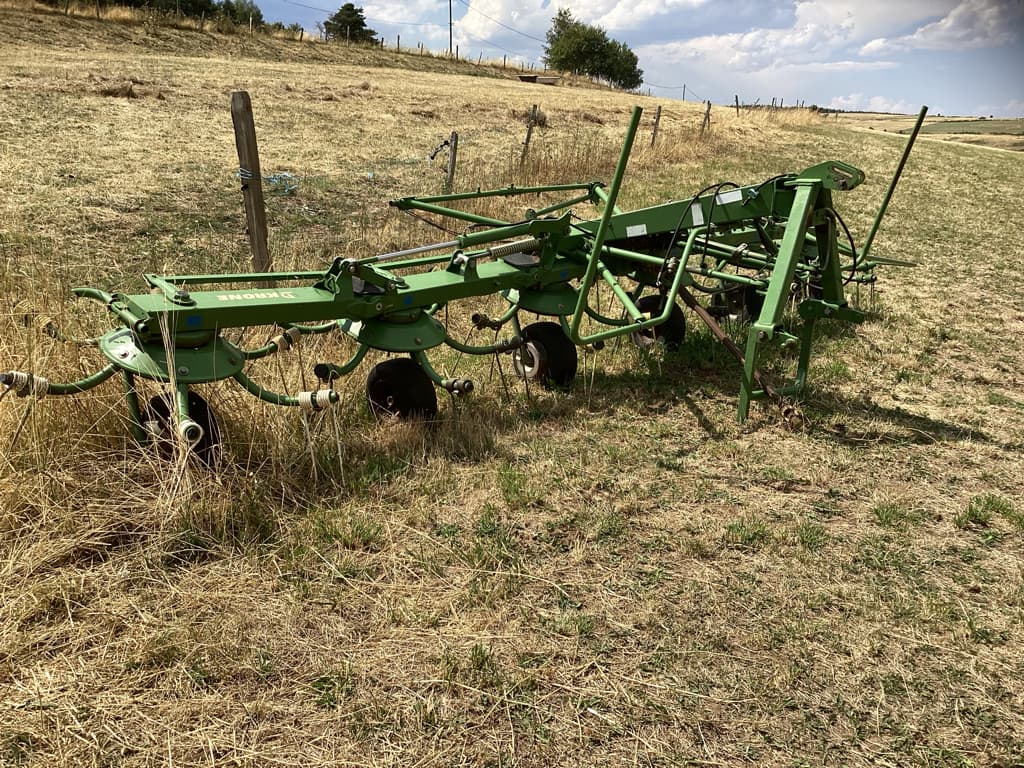 Faneuse KRONE Kw6/72 - photo principale