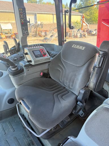 Tracteur CLAAS Arion 450 CIS - photo 5