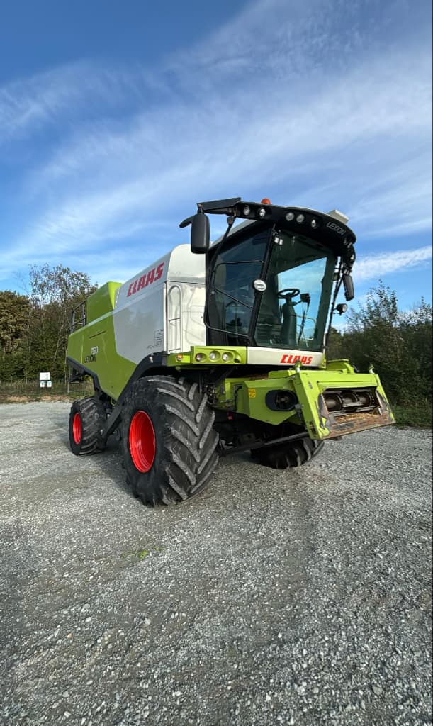 Moissonneuse CLAAS LEXION 750 - photo principale