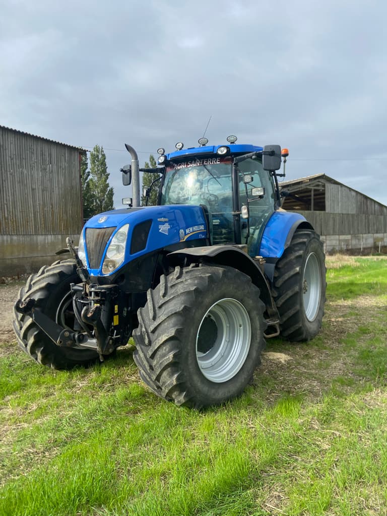 Tracteur NEW HOLLAND T7.250 - photo principale