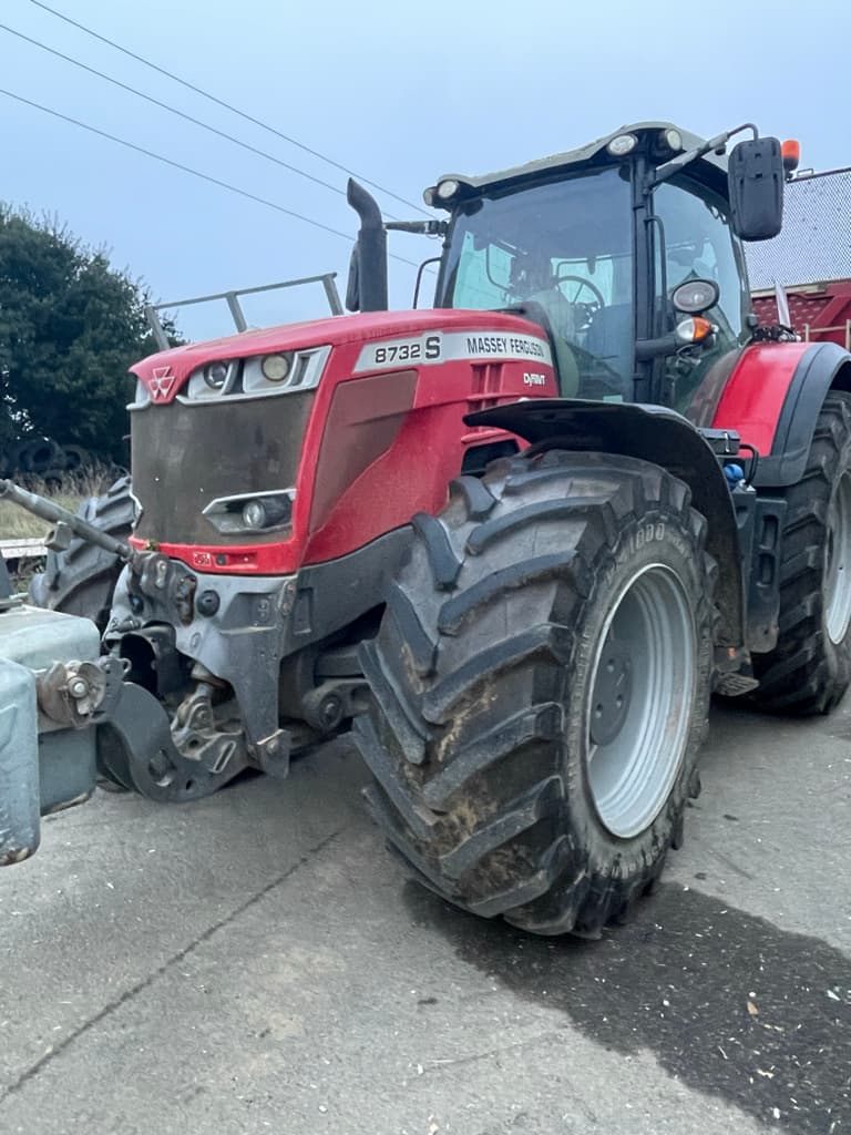 Tracteur MASSEY FERGUSON 8732S DYNA-VT EXCLUSIVE - photo principale