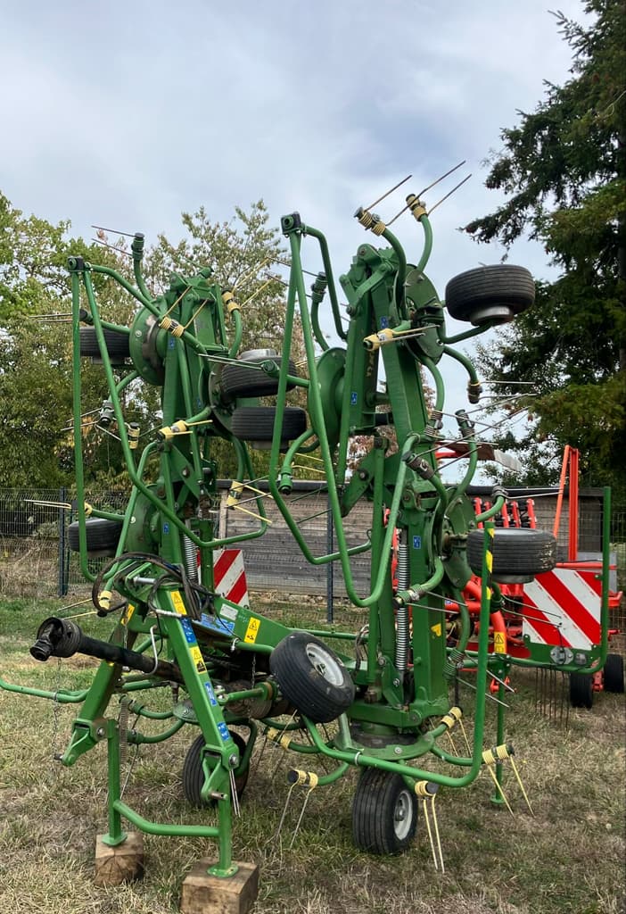 Faneuse KRONE KW 8.82/8 - photo principale