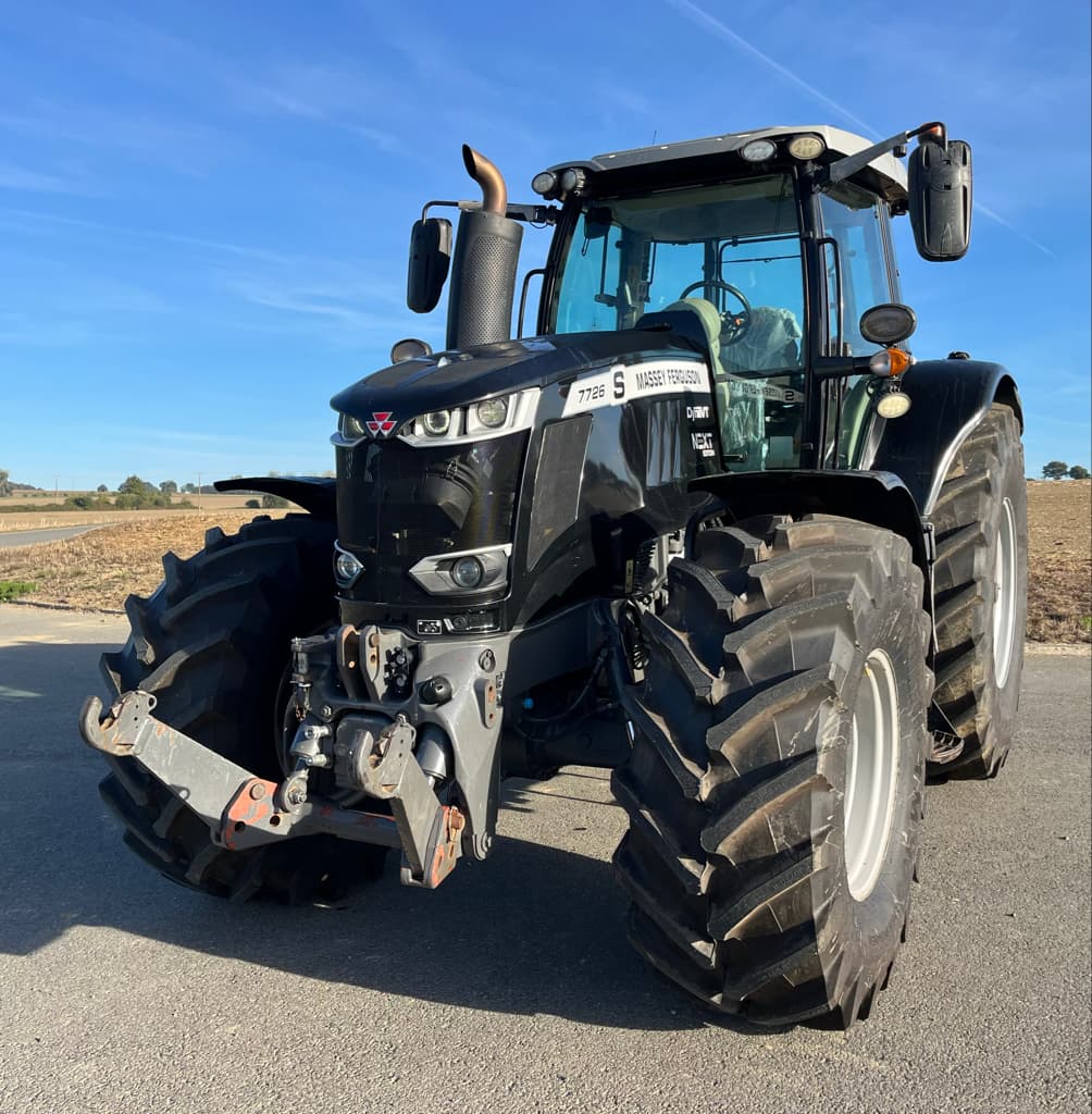 Tracteur MASSEY FERGUSON 7726S DYNA-VT EXCLUSIVE - photo principale