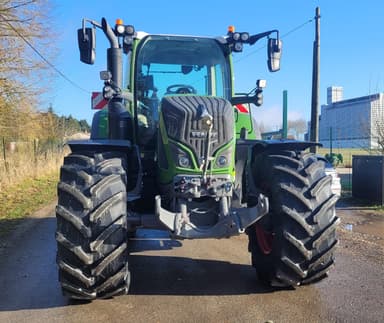 Tracteur FENDT 724 Gen 6 - photo 2