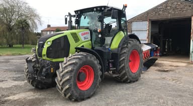Tracteur CLAAS AXION 810 CEBIS - photo 3
