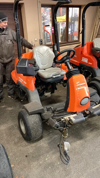 Tondeuse autoportee JACOBSEN Éclipse 322 3WD - photo 4