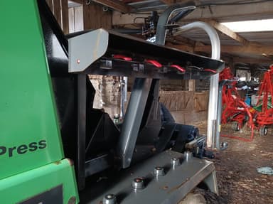 Presse enrubanneuse DEUTZ FAHR RB4 60 oc - photo 3