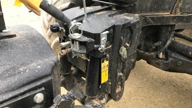 Tracteur NEW HOLLAND T8-390 - photo 3
