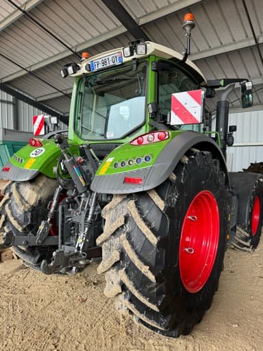 Tracteur FENDT 722 - photo 3