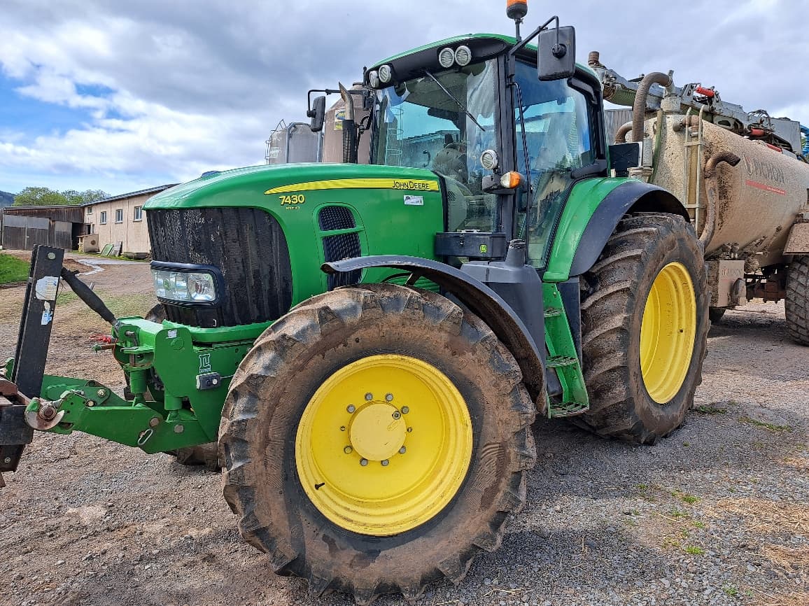 Tracteur JOHN DEERE 7430 PREMIUM - photo principale
