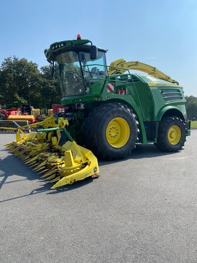 Ensileuse JOHN DEERE 8300 i - photo 2