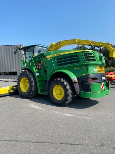 Ensileuse JOHN DEERE 8300 i - photo 4