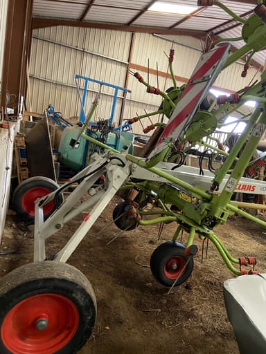 Faneuse CLAAS VOLTO 770T - photo 3