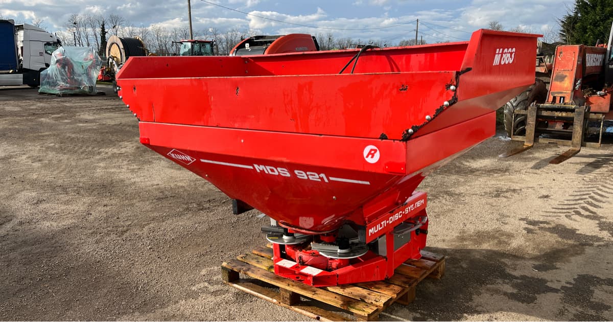 Epandeur engrais KUHN MDS 921 - photo principale