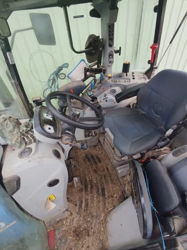 Tracteur chargeur NEW HOLLAND T5.100 EC - photo 3