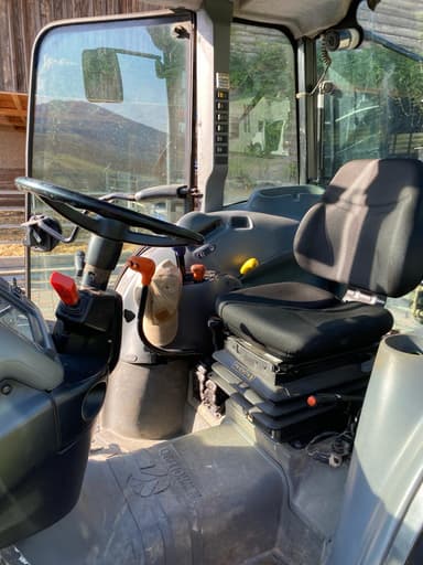 Tracteur NEW HOLLAND TN65 - photo 2