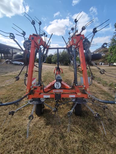 Faneuse KUBOTA TE8511C - photo 5