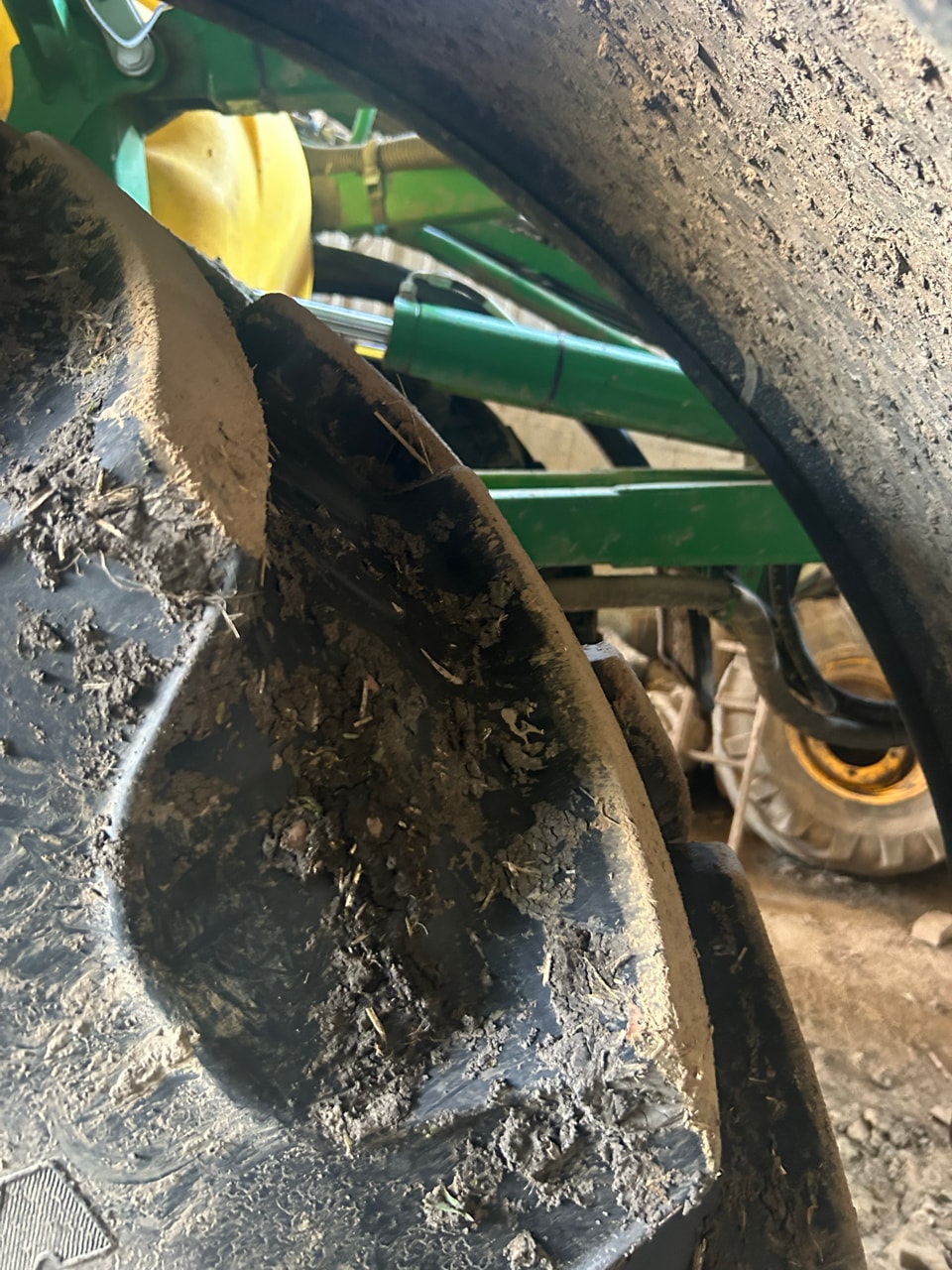 Pulverisateur JOHN DEERE M944i - photo slide 5