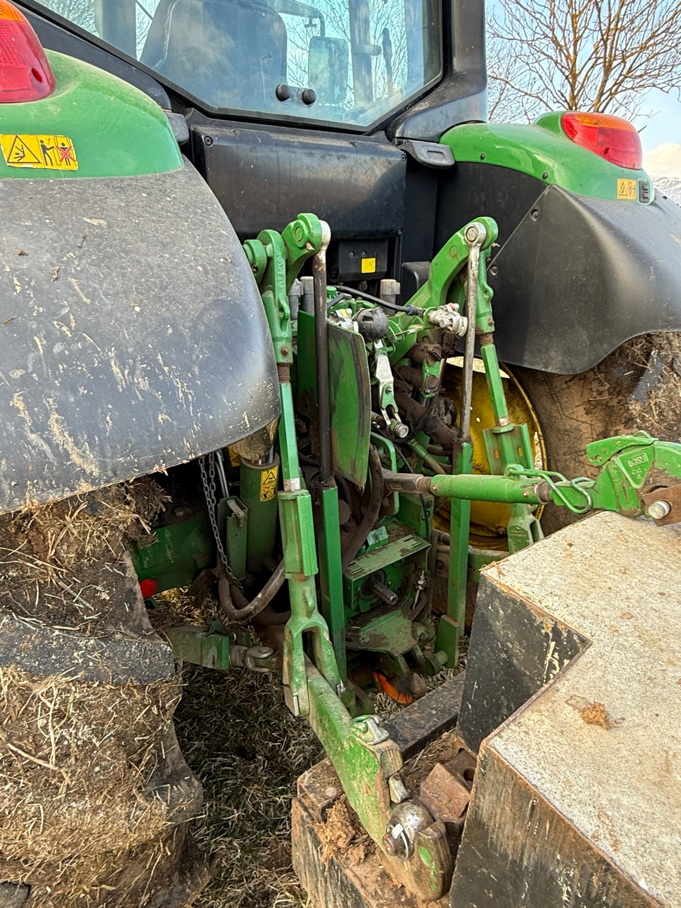 Tracteur chargeur JOHN DEERE 6120M - photo slide 3