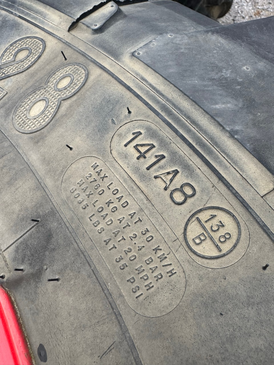 Pneumatique MICHELIN 16,9R28 - photo slide 4