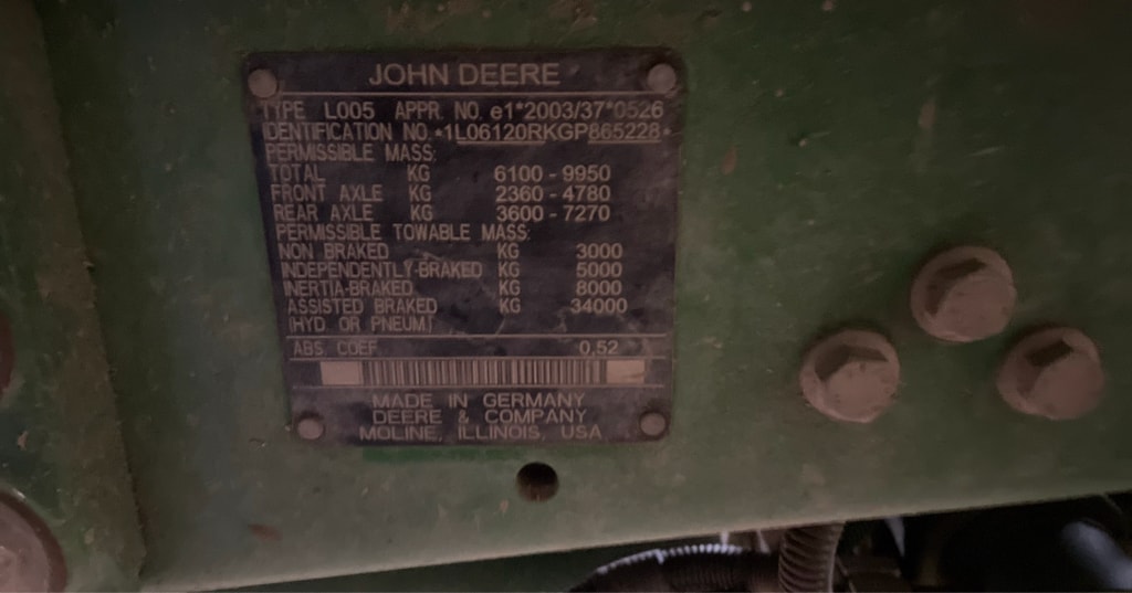 Tracteur chargeur JOHN DEERE 6120R - photo slide 9