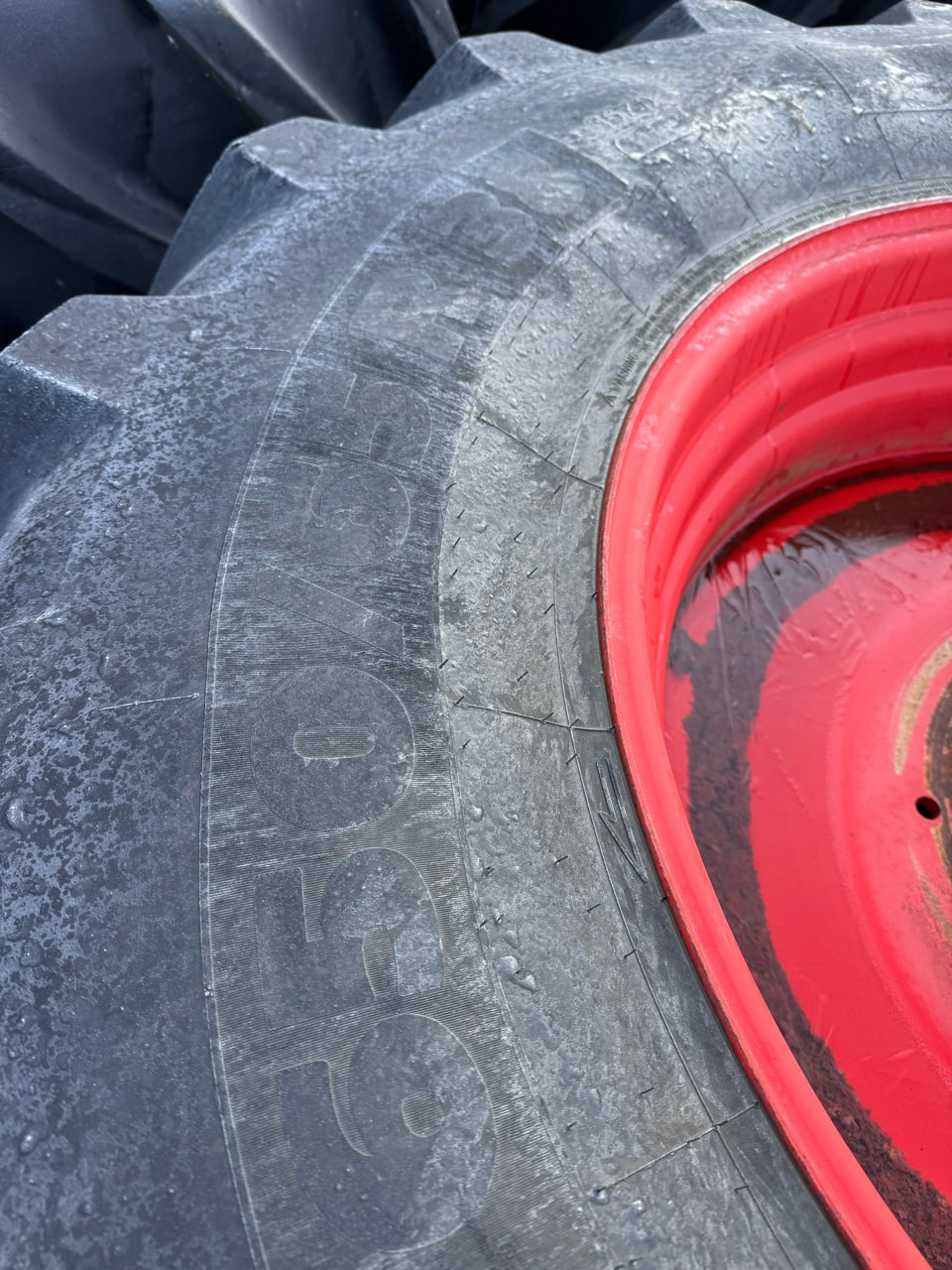 Pneumatique MICHELIN 650/65R38 - photo slide 5