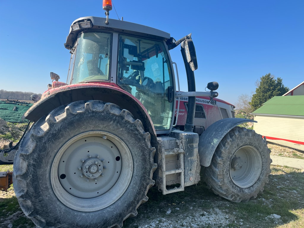Tracteur MASSEY FERGUSON 6S.155 - photo slide 3