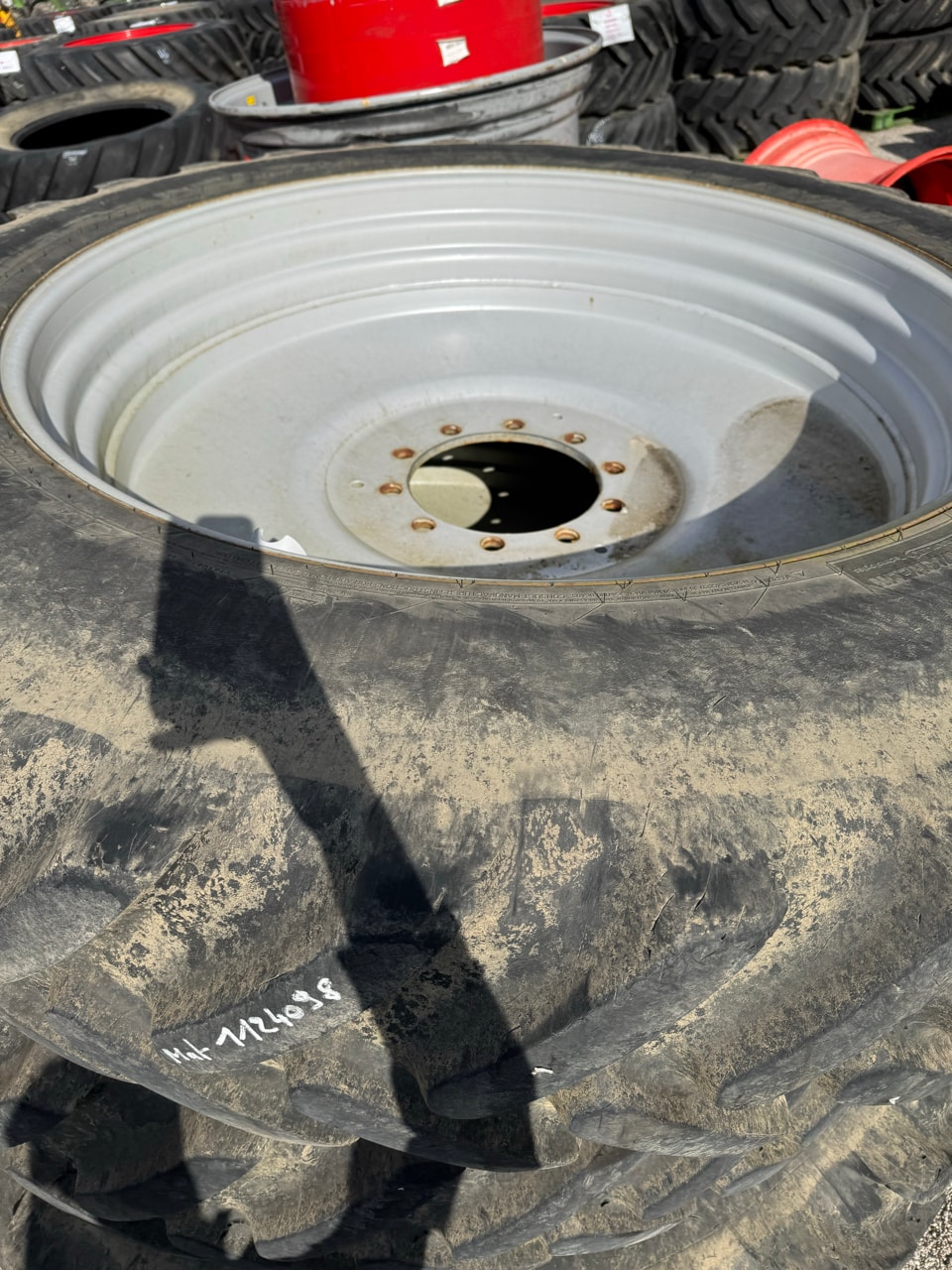 Pneumatique MICHELIN VF380/90R46 - photo slide 4