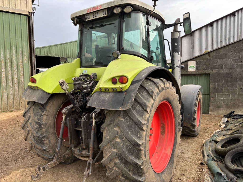 Tracteur CLAAS AXION 820 - photo slide 7
