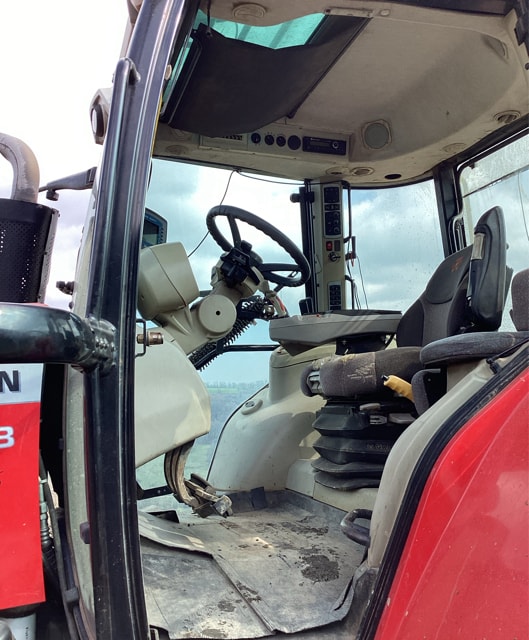 Tracteur MASSEY FERGUSON 6613 Dyna-6 - photo slide 3