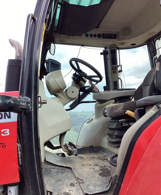 Tracteur MASSEY FERGUSON 6613 Dyna-6 - photo slide 4