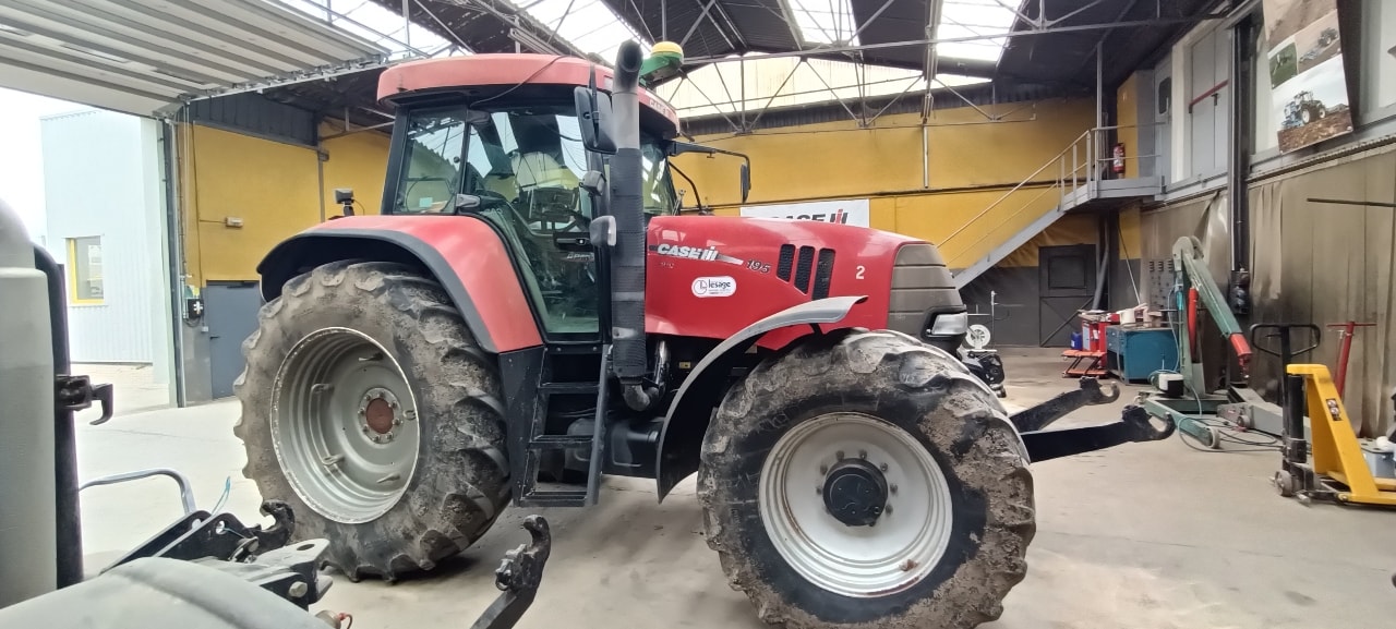 Tracteur CASE IH 195 CVX - photo slide 9