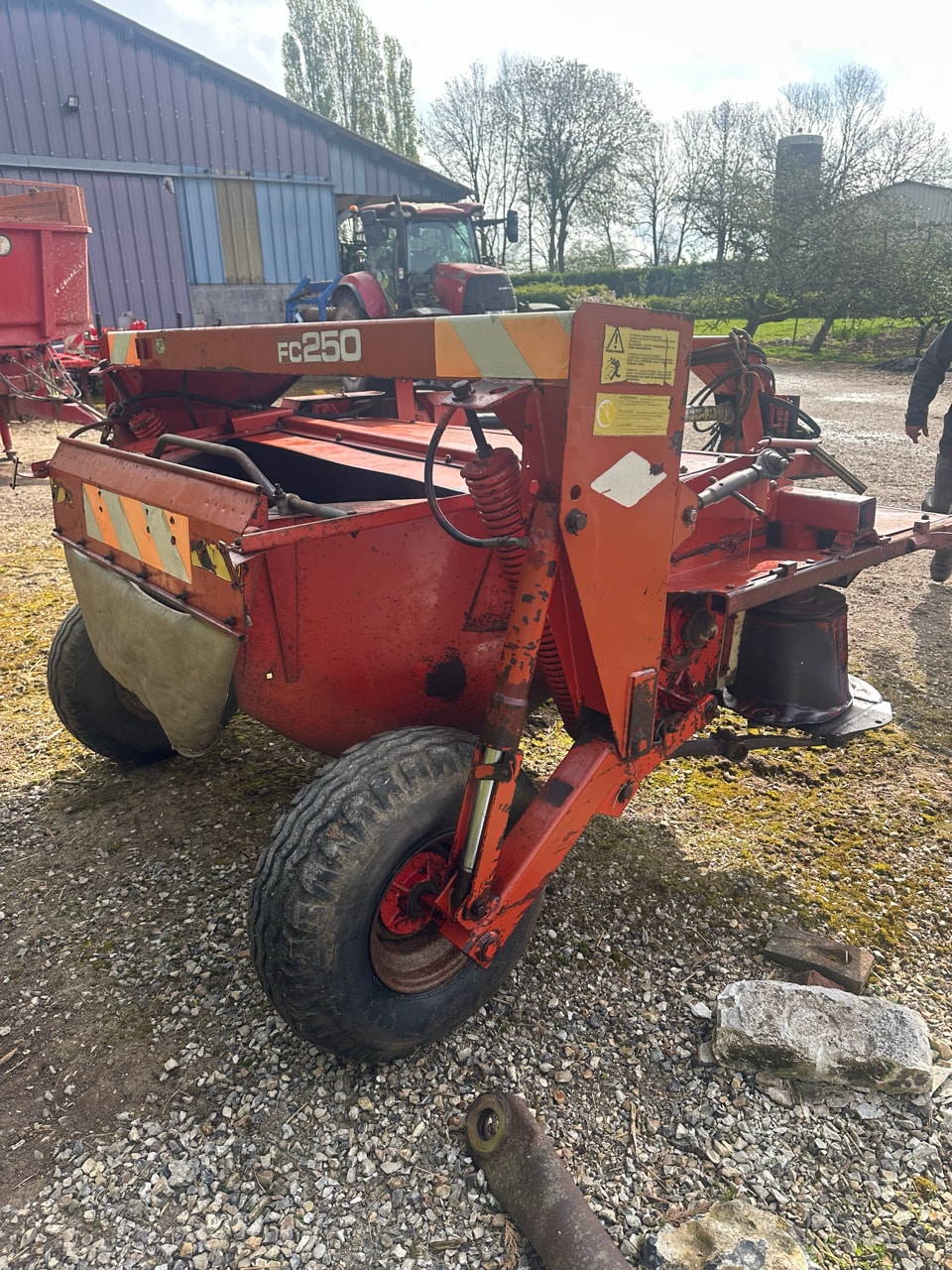 Faucheuse KUHN FC250 - photo slide 3