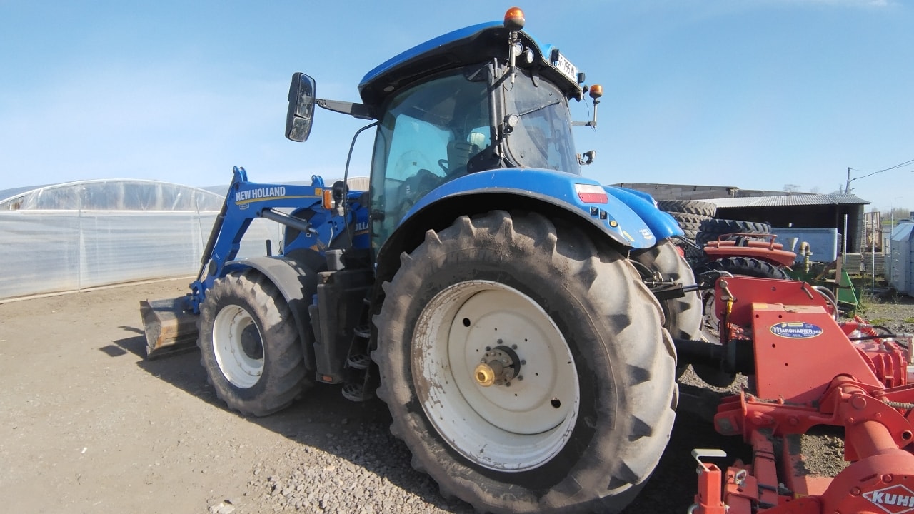 Tracteur NEW HOLLAND T7.210 - photo slide 4