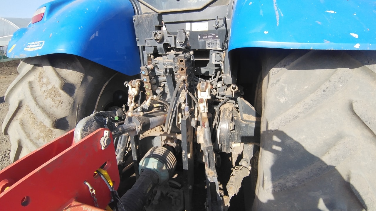 Tracteur NEW HOLLAND T7.210 - photo slide 7