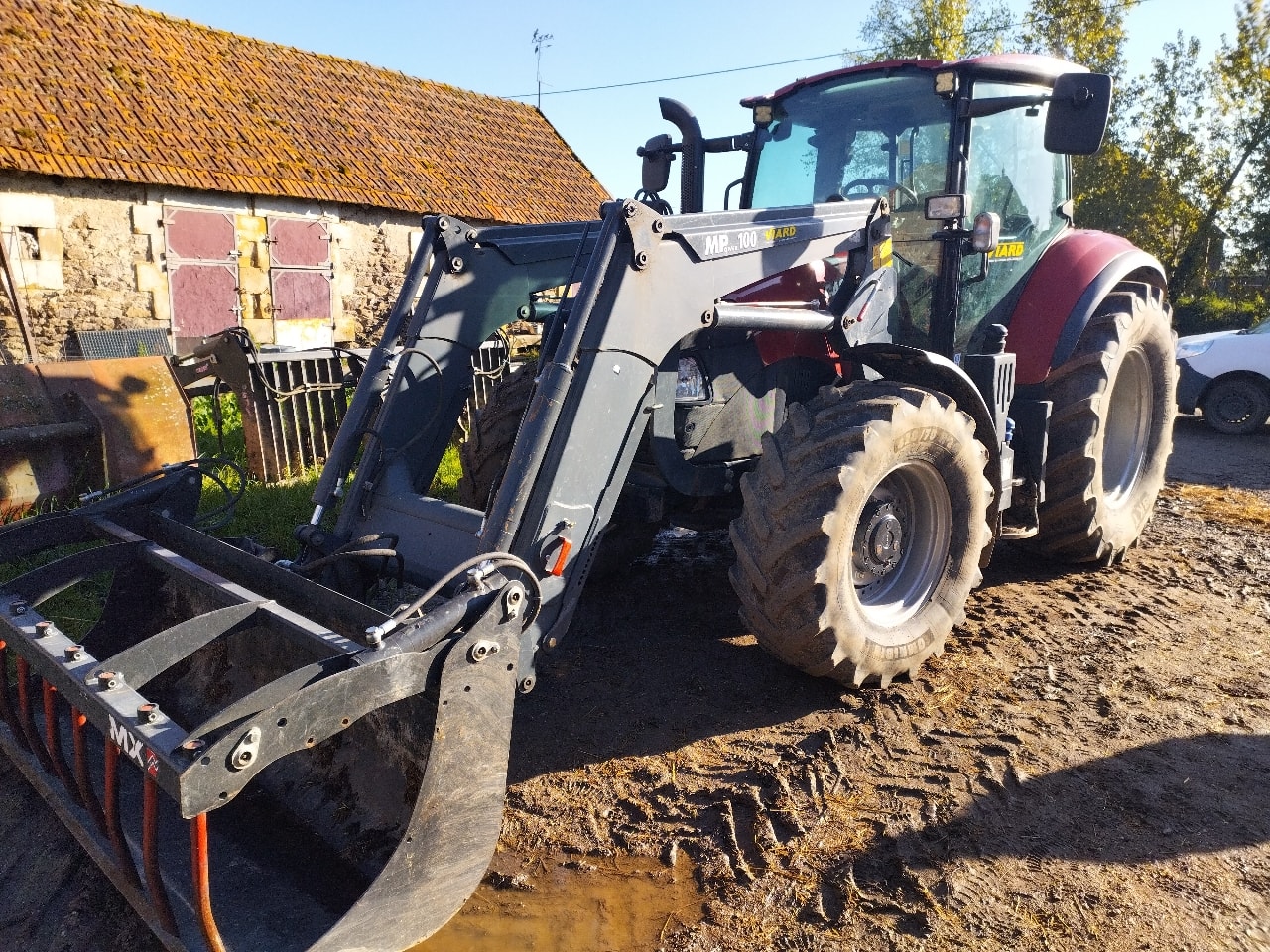 Tracteur chargeur CASE IH LUXXUM 110 - photo slide 1