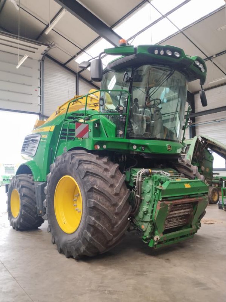 Ensileuse JOHN DEERE 9900 - photo slide 2