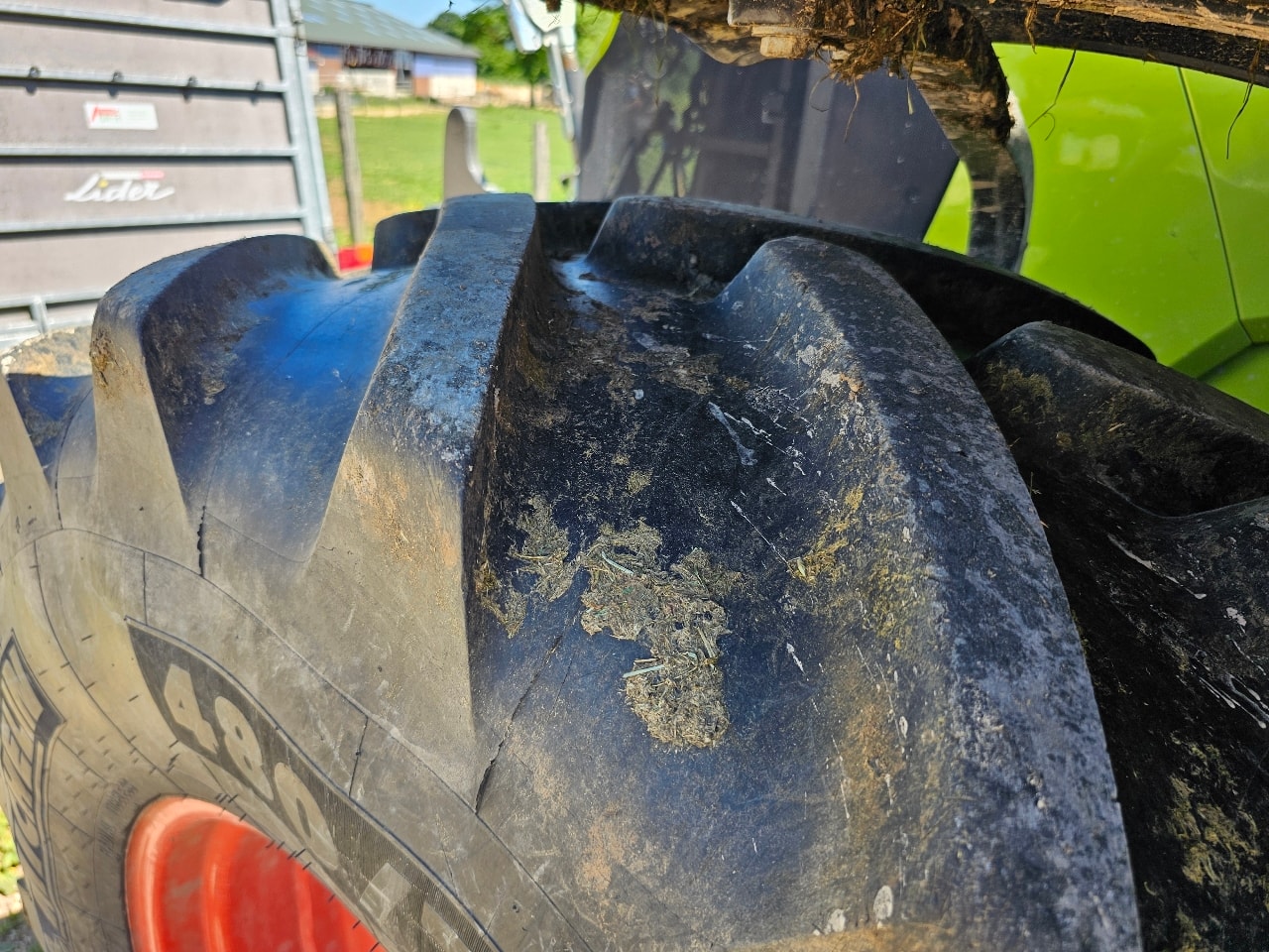 Tracteur CLAAS ARION 530 - photo slide 8