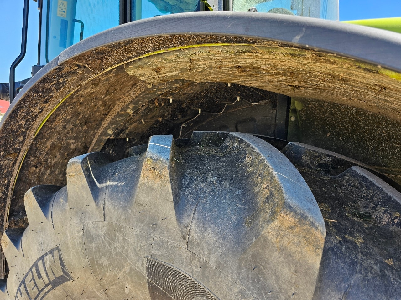 Tracteur CLAAS ARION 530 - photo slide 9