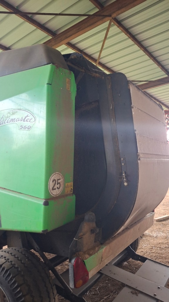 Presse balles rondes DEUTZ FAHR Variantes 560 - photo slide 4