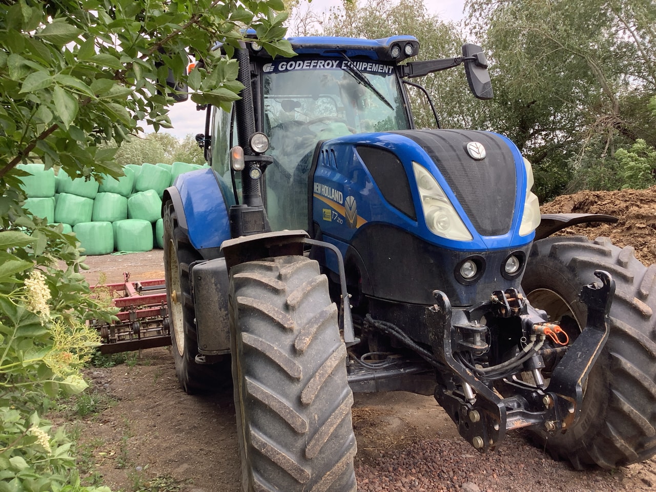 Tracteur NEW HOLLAND T7.210 SW2 - photo slide 2