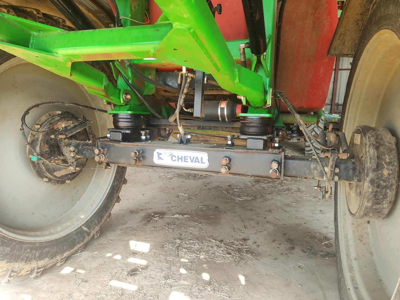 Pulverisateur CARUELLE SVX 400S - photo slide 5
