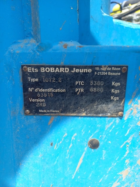 Tracteur enjambeur BOBARD 1072 - photo slide 9