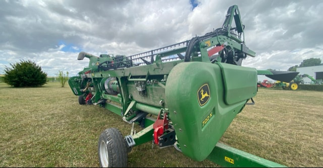 Coupe (MB) JOHN DEERE 722X - photo slide 6